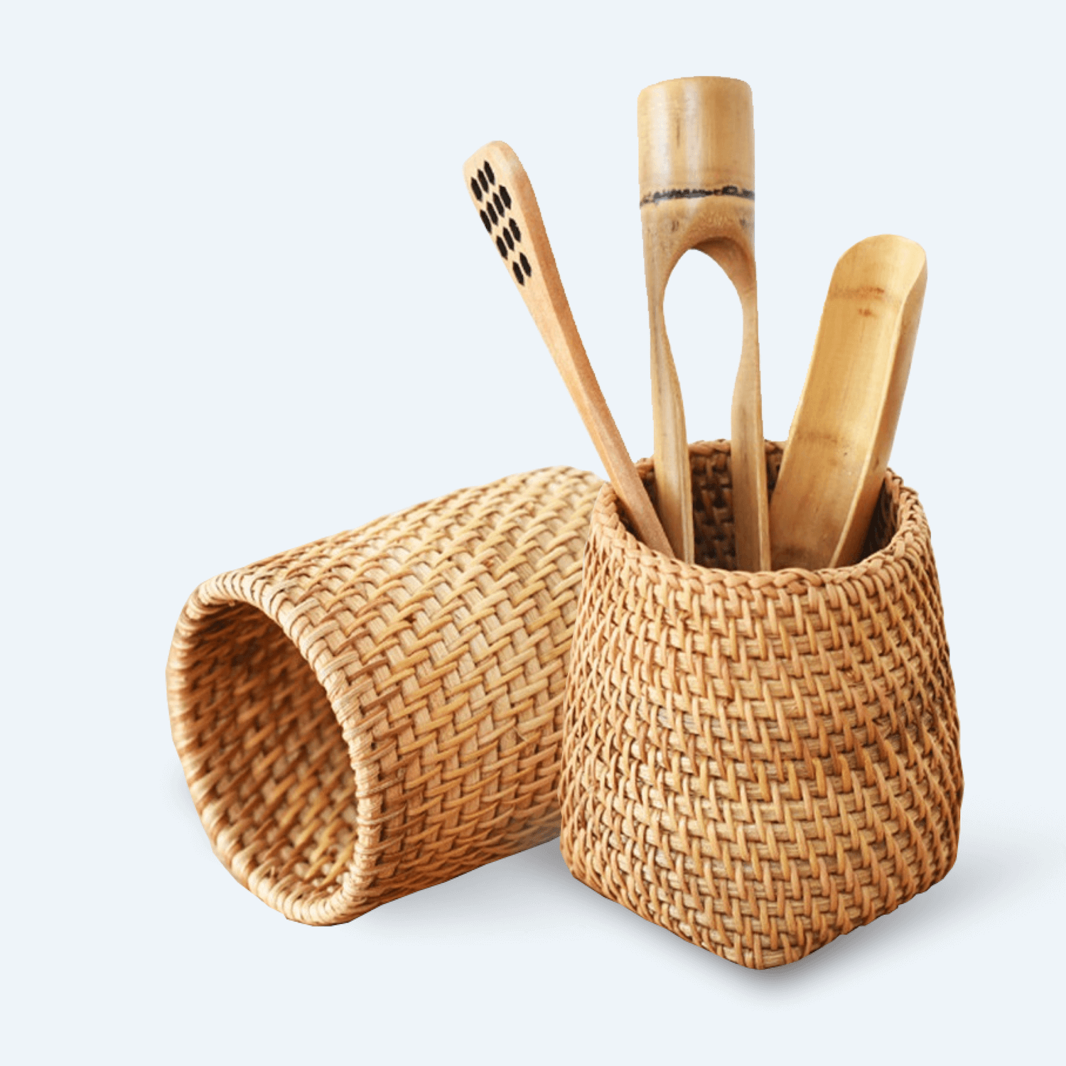 Rattan Pencil Holder, Handmade Wicker Pen Cup Makeup Brushes Holder, Wicker Basket, Wicker Storage Basket, Hamper Basket for Table Accessories